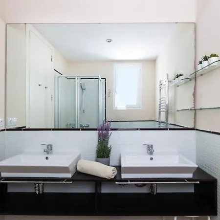 Ferienvilla, Mit Pool, Grosser Terrasse Und Atemberaubenden Meerblick U Bergblick Feriehus *